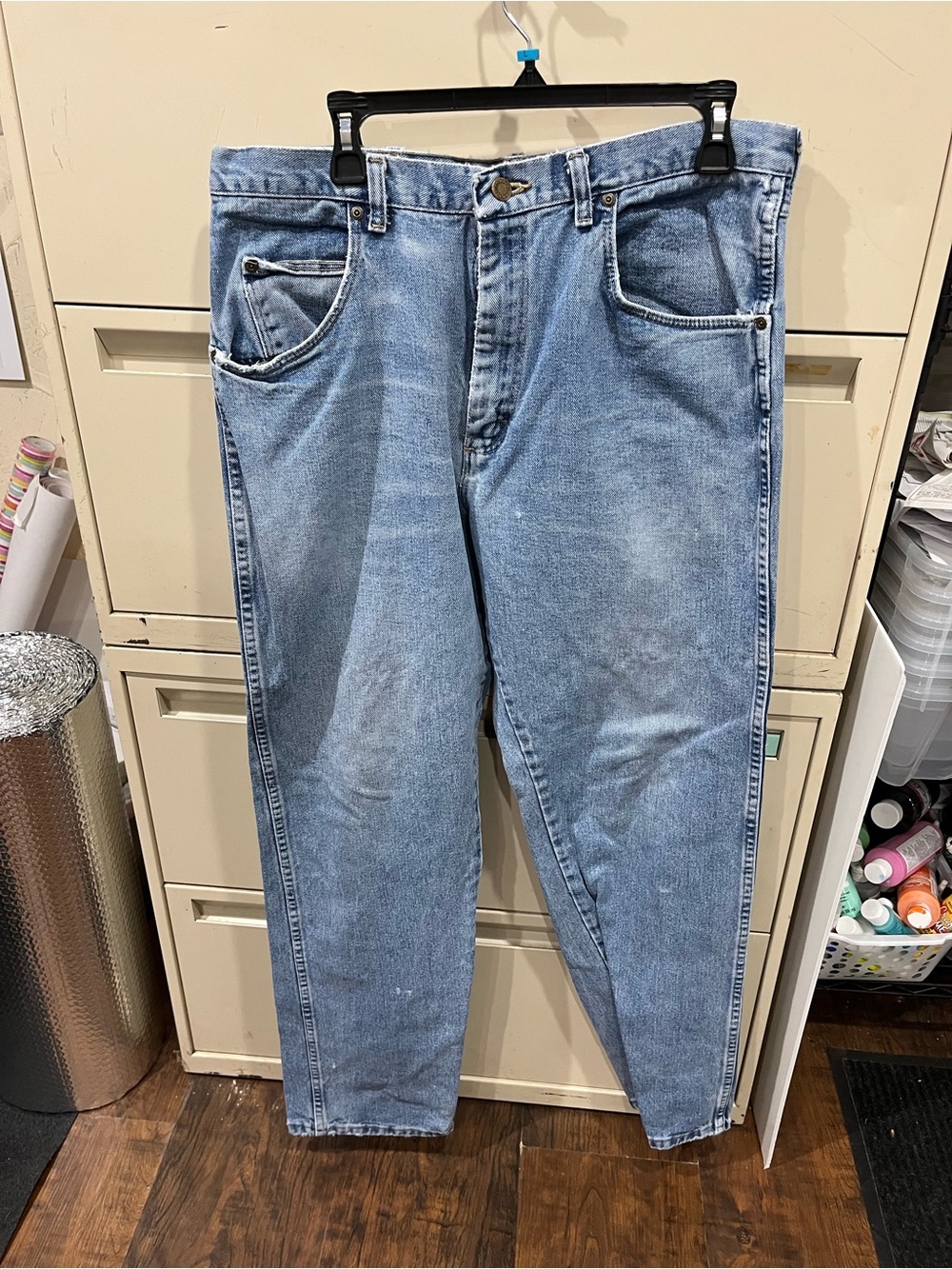Wrangler rugged wear Men's Light Blue Relaxed Jeans
